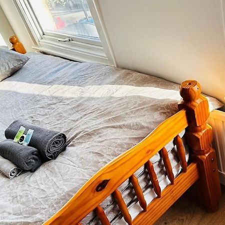 3 Bed House East London Home Esterno foto